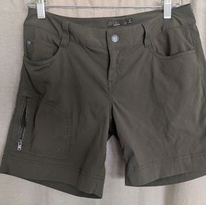 Prana hiking shorts - olive green